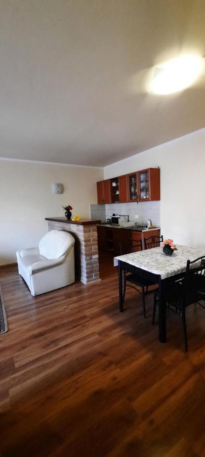 Bastya Apartmanhaz Sárvár 외부 사진